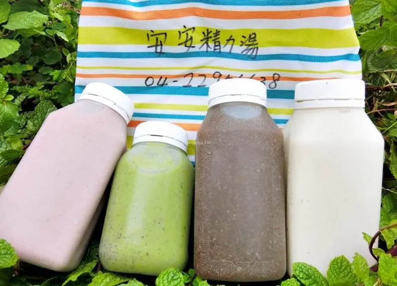 35元起外送到家免出門就能喝到現打五穀蔬果湯 桂花釀銀耳 藜麥堅果飲 黑木耳汁等飽足健康飲