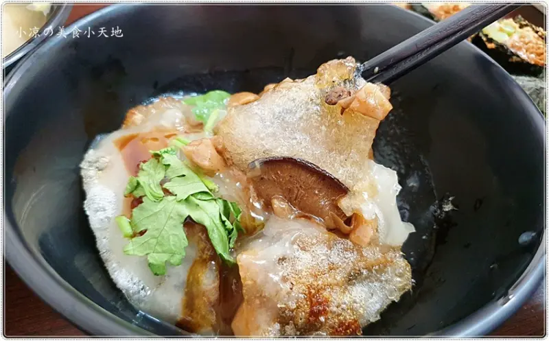 永興素食║現炸脆皮素圓，酥脆QQ好涮嘴，花壽司、炒麵飯通通有，中日美食只要銅板價~~