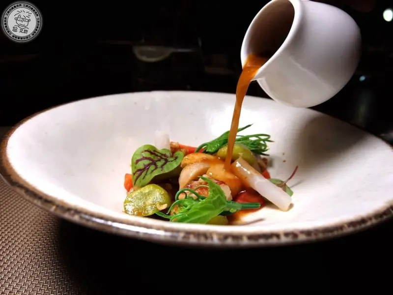 [私廚．預約．無菜單料理]士林大馬路旁的秘密基地．米其林星級法式南洋風味料理給人全新體驗．Podium