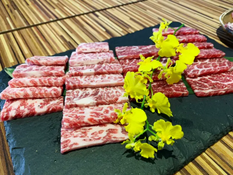 ▶桃園美食◀韓舍熟成肉韓式烤肉。頂級燒熟成肉燒烤，號稱烤肉界LV