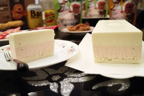 新北網購=<吃飽>【陳記豆腐養生恬點】一款讓家人吃得安心又美味的養生甜品，使用最簡單的豆腐作為根本！不甜不膩，口感口味都滿分，母親節蛋糕必推薦！彌月蛋糕推薦=