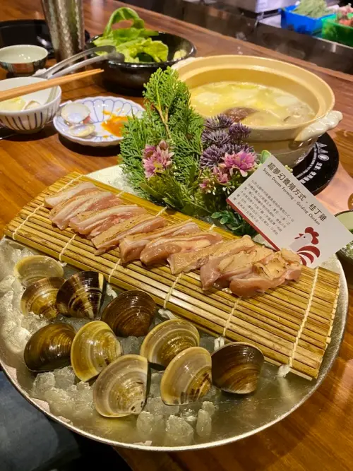 午間限定商業套餐！【脂板前鍋物】以平價的價位享受高檔的鍋物料理
