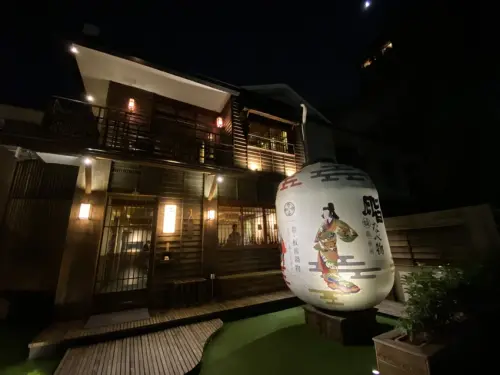 【台中海鮮火鍋推薦】超澎湃活體海鮮鍋物，現撈龍蝦的鮮甜美味等你來品嚐