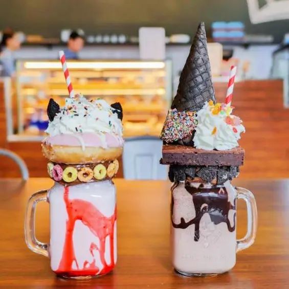 [台北 內湖] Holly Brown Coffee 來自香港的惡魔奶昔 港墘站美食