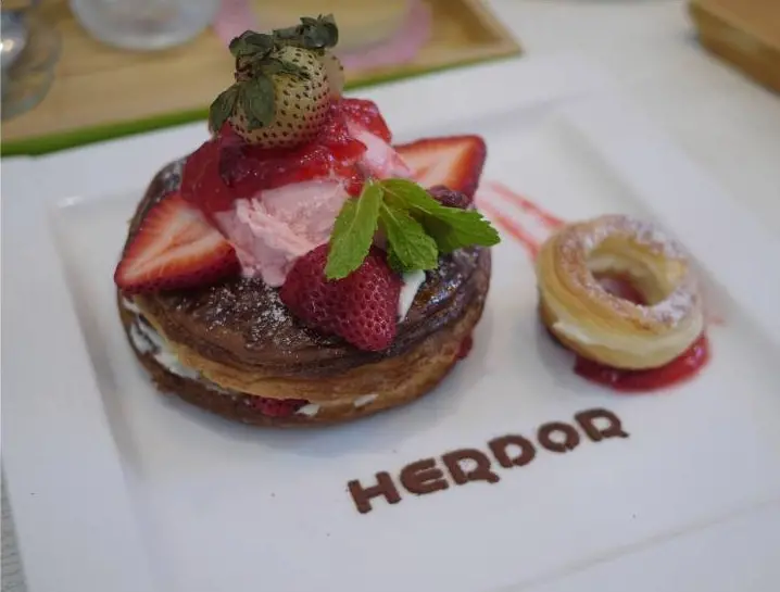 [HERDOR Tea House禾.多] 少女心的環境, 少女心的甜點, 有少女心第二個甜點胃的少女們, 來朝聖吧~