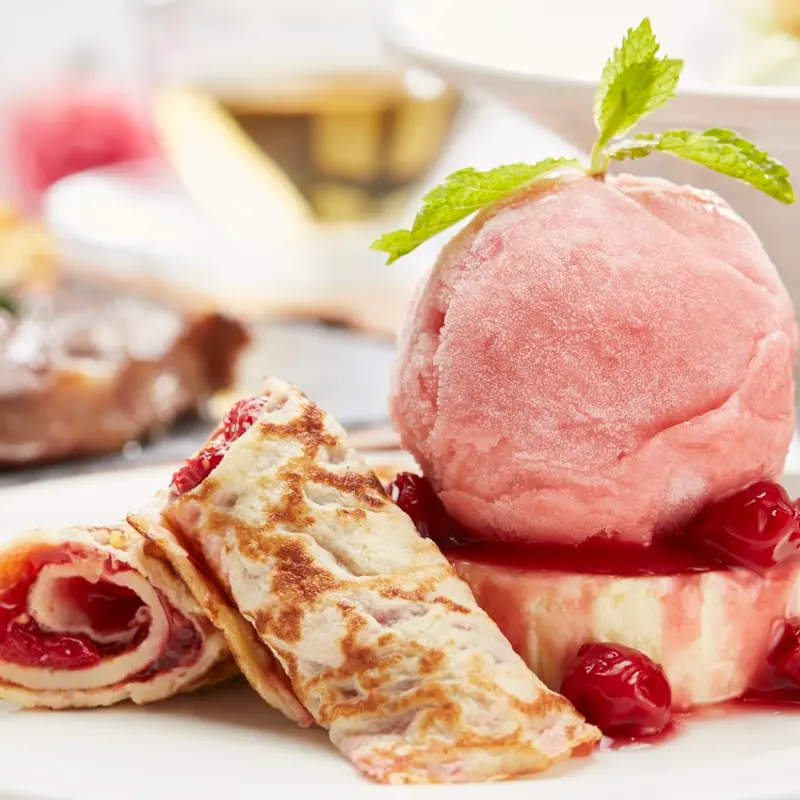 告白成功就靠這一餐！「卡布里喬莎」期間限定情人節套餐，給你滿滿的粉紅泡泡。