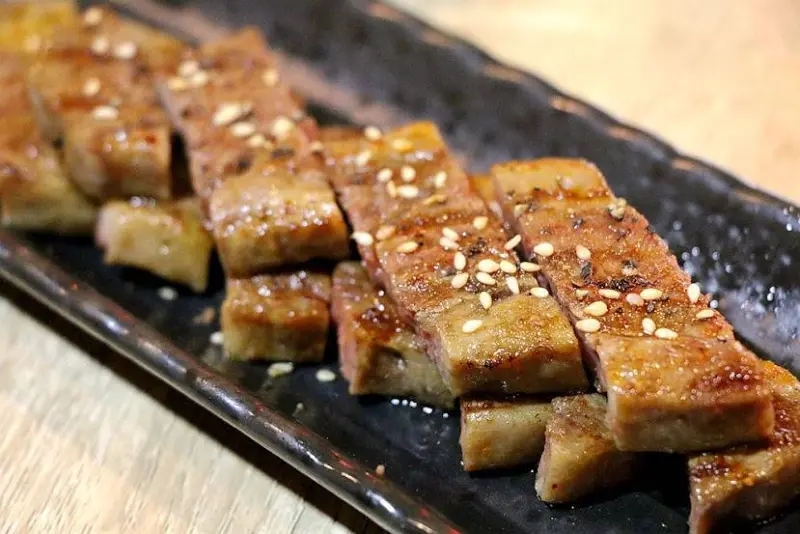 【羽諾食記】小串燒平價串燒♥中永和美味串燒推薦♥南勢角捷運居酒屋♥寵物友善餐廳