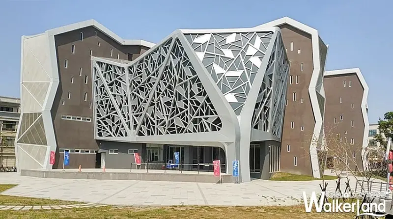 挑戰網美打卡新歡！台南全新「台江文化中心」試營運，最有文藝氣息的IG打卡照就在這裡拍。