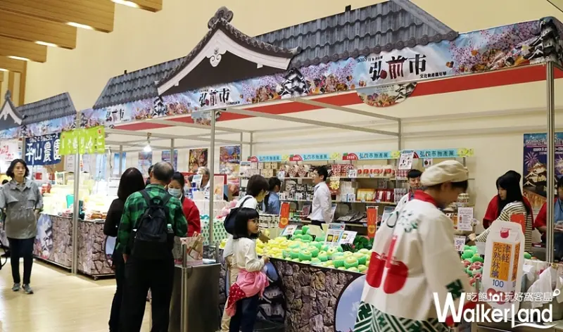 板橋日本控搶先吃！板橋大遠百強勢推出「日本弘前展」，必吃手工現做五目飯玉子燒、初登場可愛雪人燒，再加碼滿額即贈限量「土岐蘋果」乙顆。