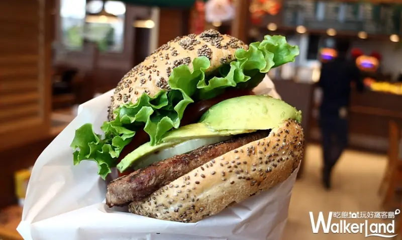 台北漢堡控久等了！日本超人氣「酪梨漢堡」進駐微風信義，KUA`AINA 二號店要和台北的漢堡控Say ALOHA。