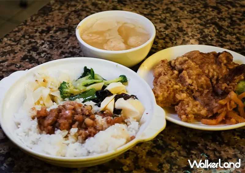 「台北東一排骨總店」西門町必吃夜總會排骨飯/ WalkerLand窩客島整理提供 未經許可不可轉載。