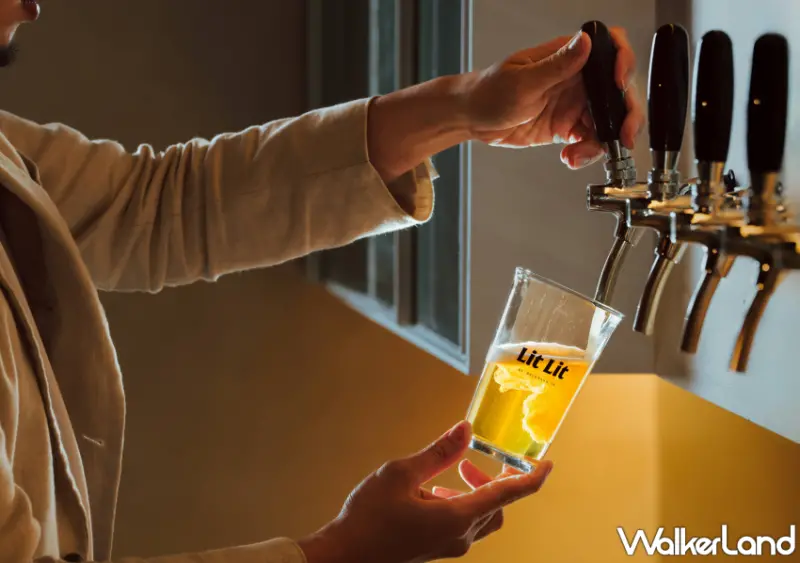 朋友說厲害的店！Lit Lit顛覆台灣傳統飲食，從香料南洋咖哩到九宮格清粥小菜、早午餐新定義從Lit Lit開始。