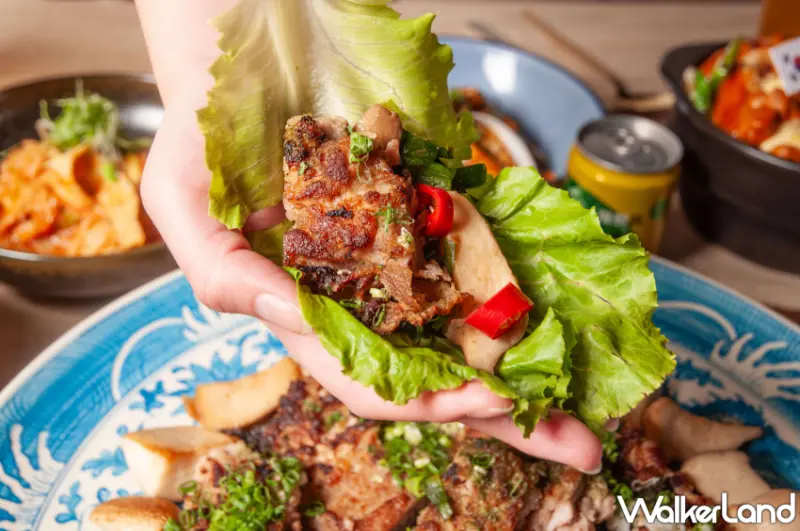 長輩樂齡、老師學生「4間」吃到飽優惠，買一送一、兩人同行一人免費。