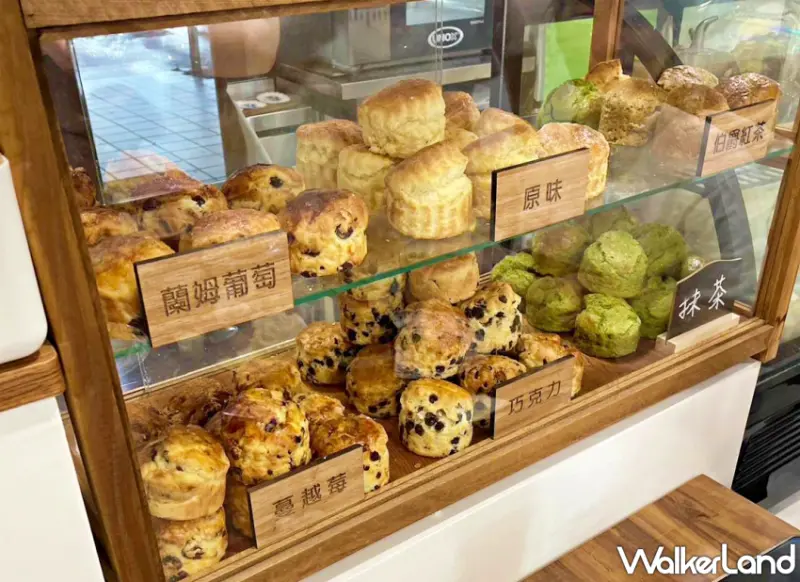 Trueway麵線研究所&甜點取物所，高顏值千層蛋糕、英式傳統司康，還有台灣特色「蚵仔大腸麵線」。