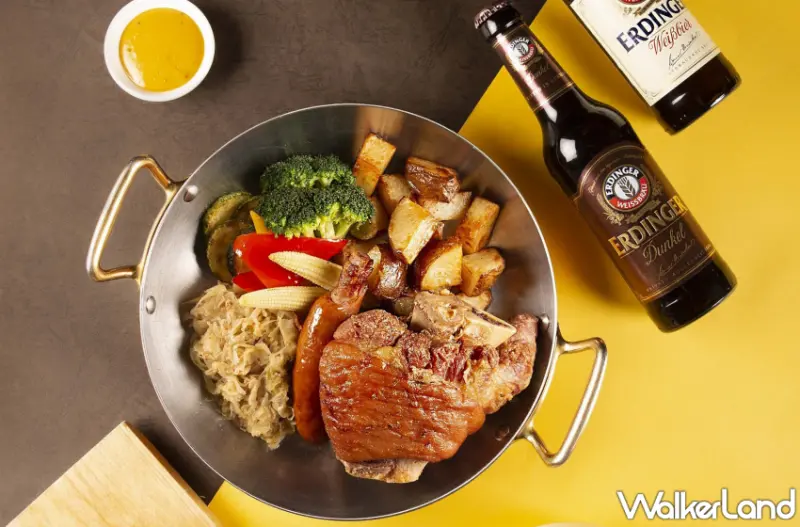 不出國也能體驗德國啤酒節！台北萬豪酒店Lobby Lounge限時推出三款德式料理、啤酒無限暢飲優惠。