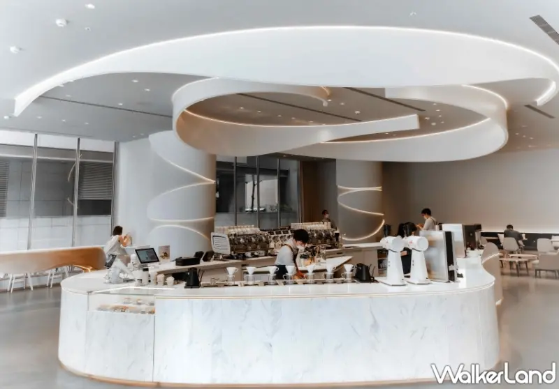 奎士咖啡台灣拿鐵第二杯七折！奎士咖啡「台灣拿鐵」冬瓜茶+拿鐵、喝一口有故事的台灣拿鐵。