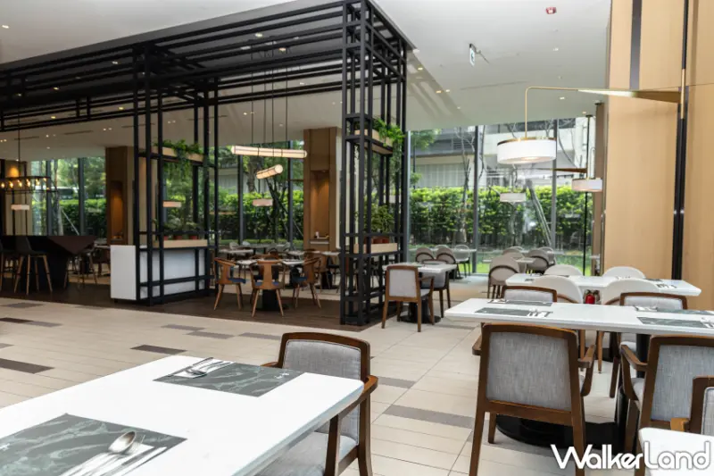 青焰 炭火熟成牛排 開幕限定四人同行一人免費