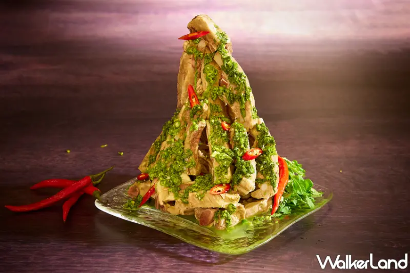 JR吃到飽買一送一！JR東日本大飯店台北推出東南亞美食吃到飽新菜單，60歲以上長輩另享6折優惠。