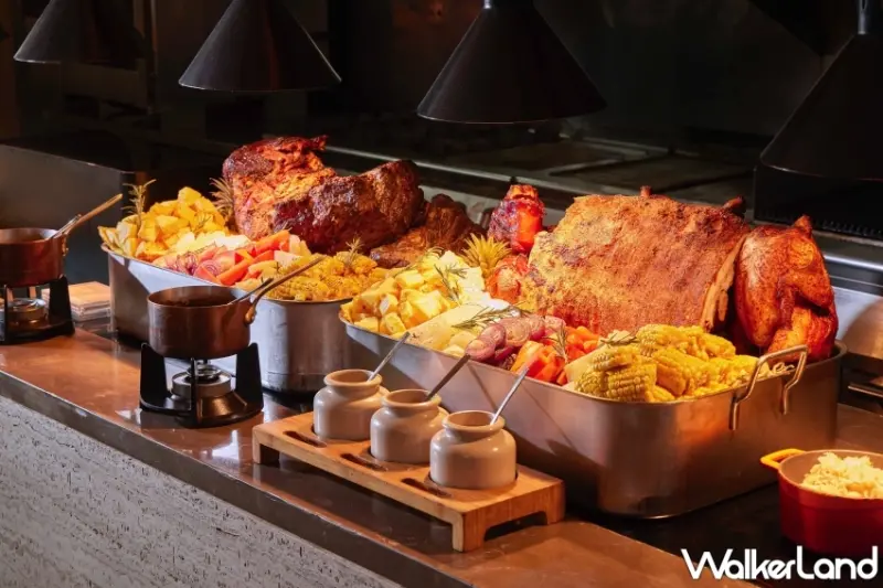 限量住宿券33折起！喜來登吃到飽餐券享69折起、探索廚房1800雙人吃到飽。