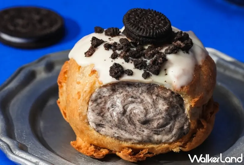 OREO巧克力泡芙！beard papa’s人氣OREO餅乾奶霜泡芙強勢回歸，再加碼送奧利奧夾心餅乾。