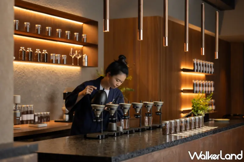 Fika Fika SHIU XIANG咖啡！手沖一杯會讓咖啡愛好者自然而然的喜歡，伊通街咖啡再加1。