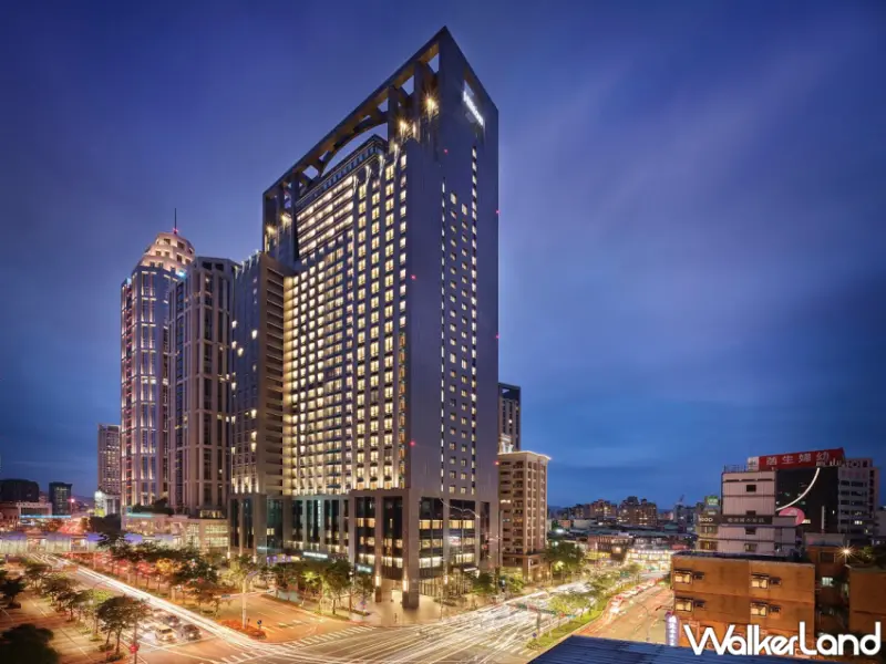 板橋吃到飽四人同行一人免費！新板希爾頓酒店6週年慶，青雅燒鵝加價6元升級三吃。