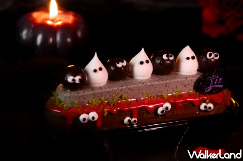 台北亞都麗緻推出萬聖節限定糕點與互動遊戲，「萬聖鬼牌抽抽樂」同花順就送14,080元住宿券。