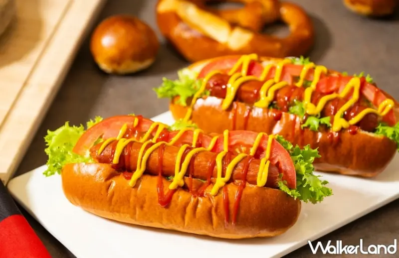 慕尼黑啤酒節不用飛德國！台北遠東Café吃到飽推出德國烤豬腳、啤酒香腸吃到飽。