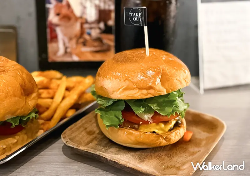 漢堡界的貓咪咖啡廳！忠孝新生美食「TakeOut」貓奴必吃/ WalkerLand窩客島整理提供 未經許可不可轉載。