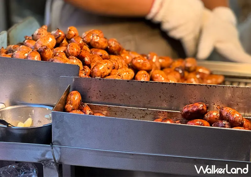 基隆50年老字號「一口吃香腸」8元炭烤香腸超香/ WalkerLand窩客島整理提供 未經許可不可轉載。