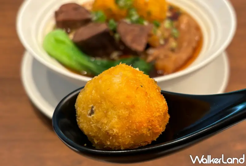 臭豆腐牛肉麵買一送一！中山九昱希爾頓限時推出「牛肉麵全系列」買一送一優惠。