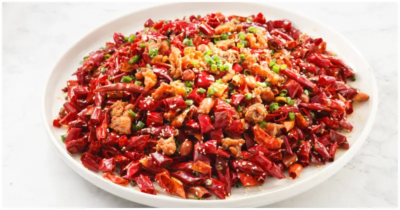 重慶川菜麻辣登台！台北晶華酒店攜手重慶麗晶酒店推出「山城扛鼎．江湖美饌」，品嚐重慶川菜限時開吃。