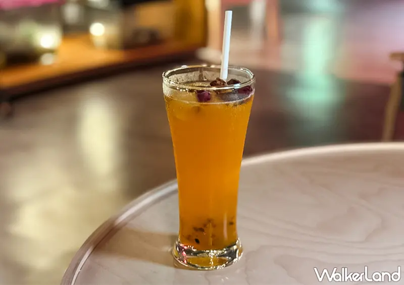 ▲▼台北酒吧「蟲蟲巴斯」推薦菜單「有蜂的蜂蜜百香綠」是真的可以吃到昆蟲 / WalkerLand窩客島整理提供​​​​​​​