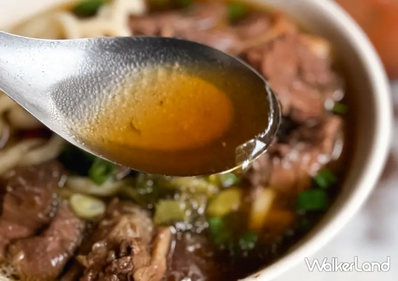 ▲西門町平價美食「老劉刀切牛肉麵」現在小碗一碗要價110元 / WalkerLand窩客島整理提供