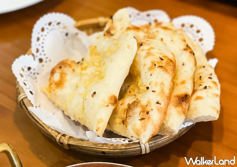 ▲林口印度料理「MEHFIL INDIAN CUISINE」菜單推薦「大蒜烤餅」售價70元 / WalkerLand窩客島整理提供