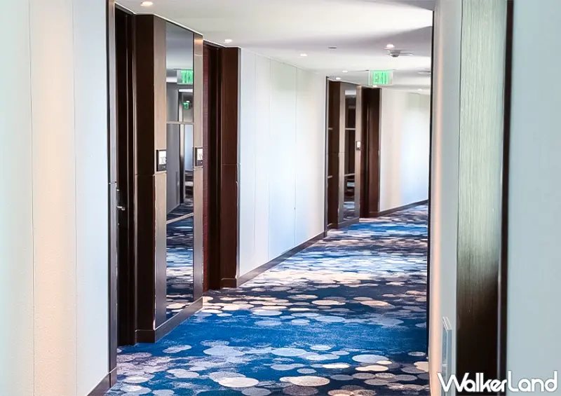 ▲▼關島五星級海景飯店「The TSUBAKI Tower」擁有 340 間現代風格的客房，每間客房皆設有面向大海的私人陽台 / WalkerLand窩客島 蕭芷琳 拍攝