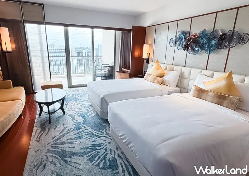 ▲▼關島五星級海景飯店「The TSUBAKI Tower」擁有 340 間現代風格的客房，每間客房皆設有面向大海的私人陽台 / WalkerLand窩客島 蕭芷琳 拍攝