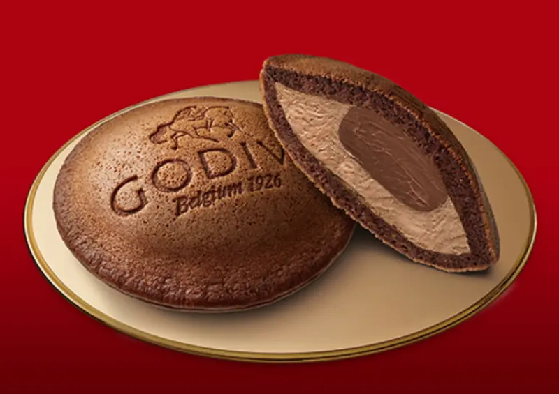 ▲日本 LAWSON「GODIVA巧克力銅鑼燒」售價397円（含稅） / 日本 LAWSON 提供、WalkerLand窩客島整理