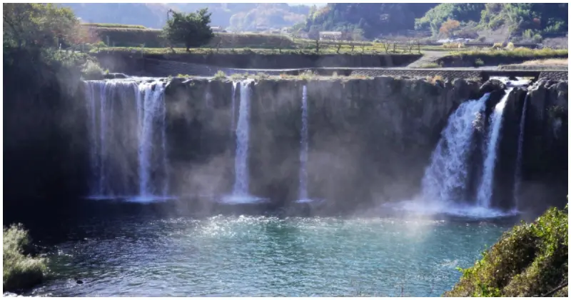 東方尼加拉瓜瀑布！日本百大瀑布「原尻瀑布」，自然派旅人大分必遊景點。