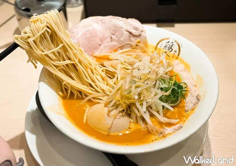 ▲▼台北宵夜拉麵店「麵屋雞金」推薦菜單：辛味噌拉麵-溏心蛋款 $290 / WalkerLand窩客島 蕭芷琳 拍攝