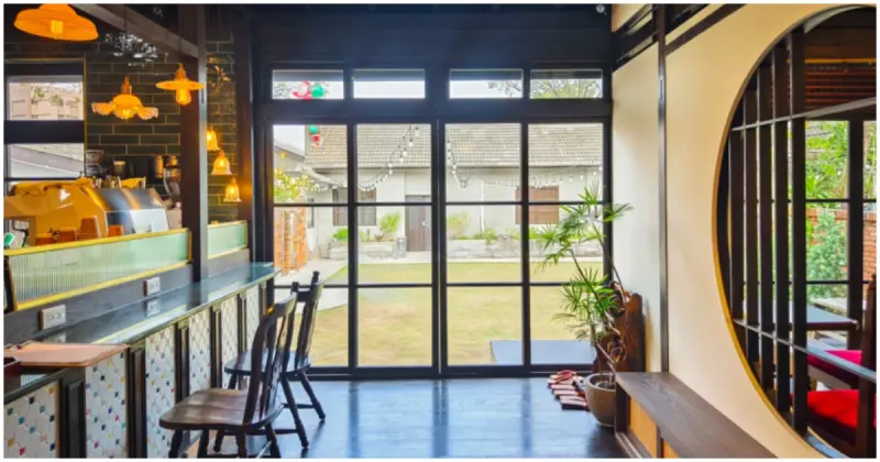 隱藏版高雄早午餐！黃埔新村私房美食「來珈宿囍咖啡」，眷村老屋蛻變特色咖啡館。