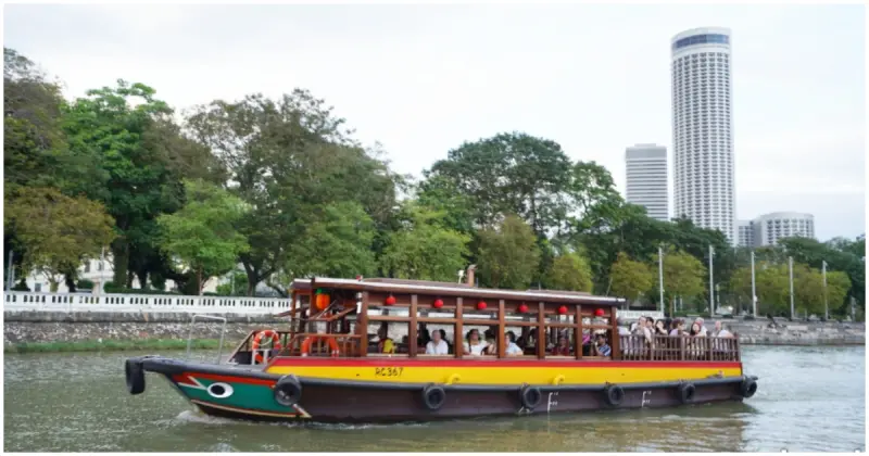 新加坡旅遊推薦！搭乘「新加坡河遊船」遊覽新加坡景點，魚尾獅、濱海灣金沙酒店等一趟滿足。