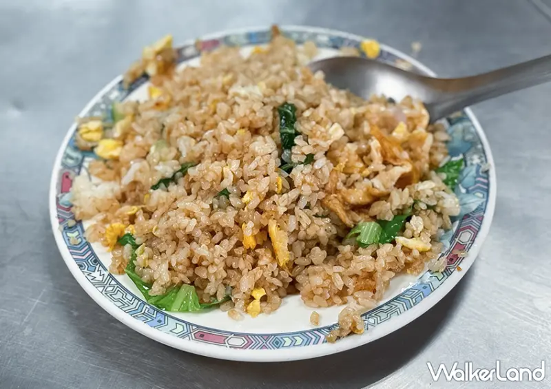 ▲▼台南新營美食「阿翔蚵仔煎」推薦菜單：蝦仁炒飯 $65 / WalkerLand窩客島 蕭芷琳 拍攝
