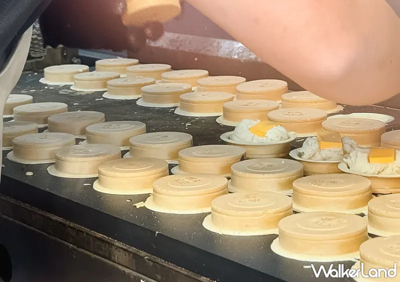 ▲新竹車站必吃美食「小鵲sing紅豆餅」每日限量的創意口味更是店內的亮點 / WalkerLand窩客島 蕭芷琳 拍攝