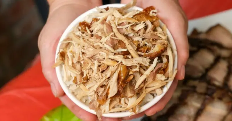 雲林古坑美食推薦7選！雲林必吃「火鍋夜景咖啡廳 冠軍桶仔雞」名單，櫻花季賞櫻一路吃。