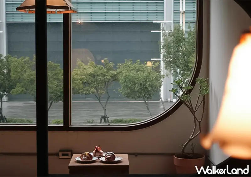 ▲南港展覽館美食「莉莉安可頌」距離捷運南港展覽館站步行約2分鐘，交通相當方便 / WalkerLand窩客島 蕭芷琳 拍攝