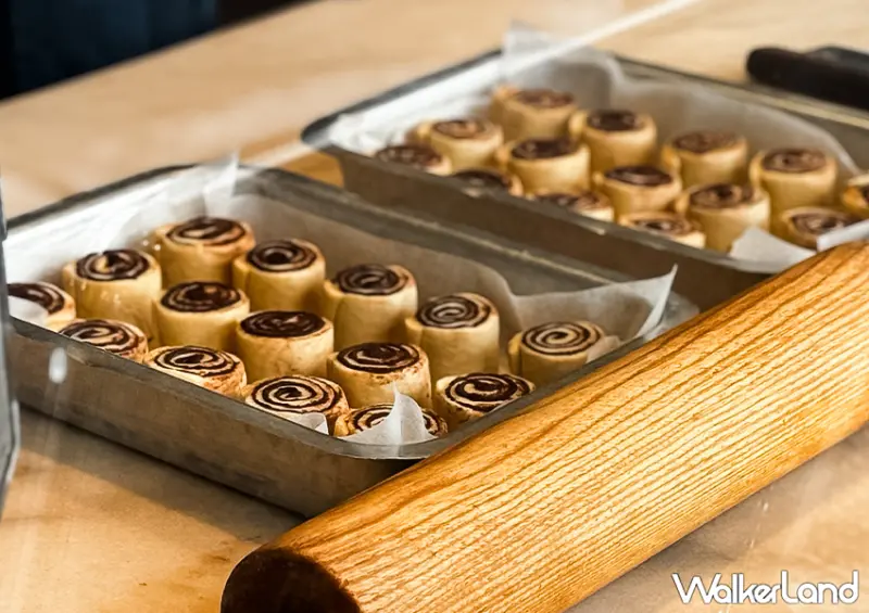 ▲肉桂捲控必吃！「Cinnabon 六本木店」距離東京 Metro 日比谷線六本木站出口很近 / WalkerLand窩客島 蕭芷琳 拍攝