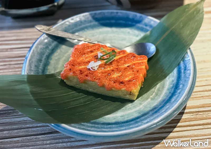 ▲中山站平價美食「魚兵衛太春和食處」推薦菜單：綜合生魚片丼飯 $240/ WalkerLand窩客島 蕭芷琳 拍攝