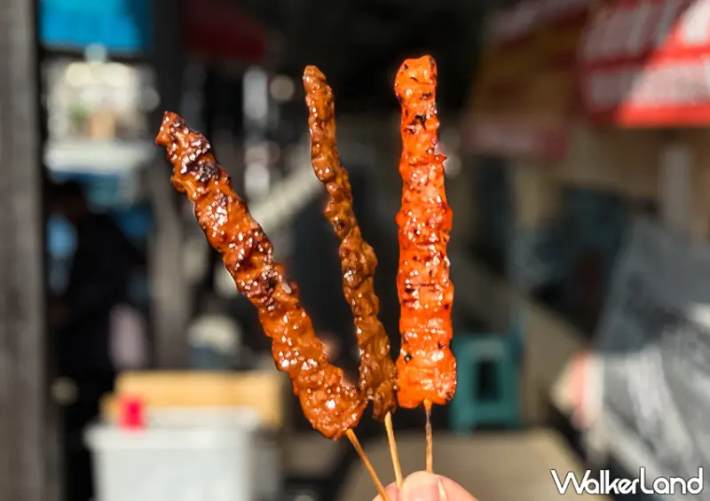 ▲萬里美食推薦！異國串燒餐車「金邊肉串餐車」一串只要30元 / WalkerLand窩客島 蕭芷琳 拍攝​​​​​​​
