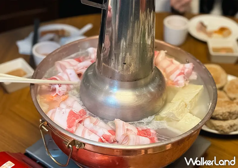 ▲天冷就要來吃鍋！台北酸菜白肉鍋推薦「都一處」假日一位難求 / WalkerLand窩客島 蕭芷琳 拍攝